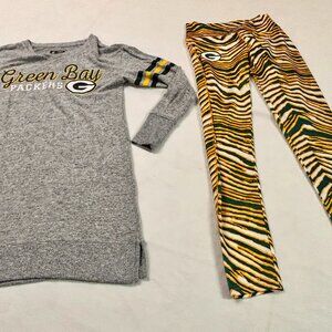 ~~GREEN BAY PACKERS WOMENS S LONG SWEATER AND S MAJESTIC ZUBAZ PANTS  ******SHIP